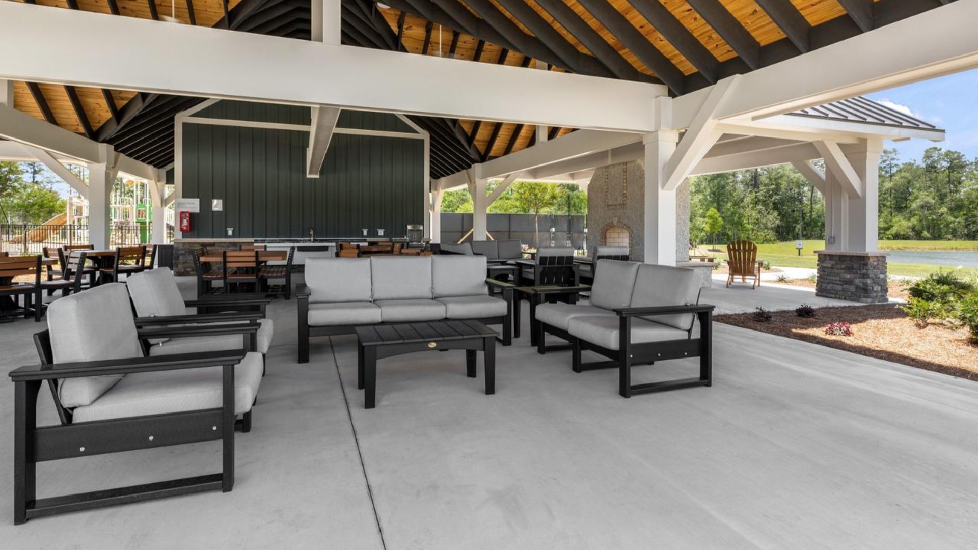 Homeowners will enjoy the future Amenity Center that will include a resort-style pool, clubhouse with kitchen, playground, pickleball courts, fire pit, and pocket park.