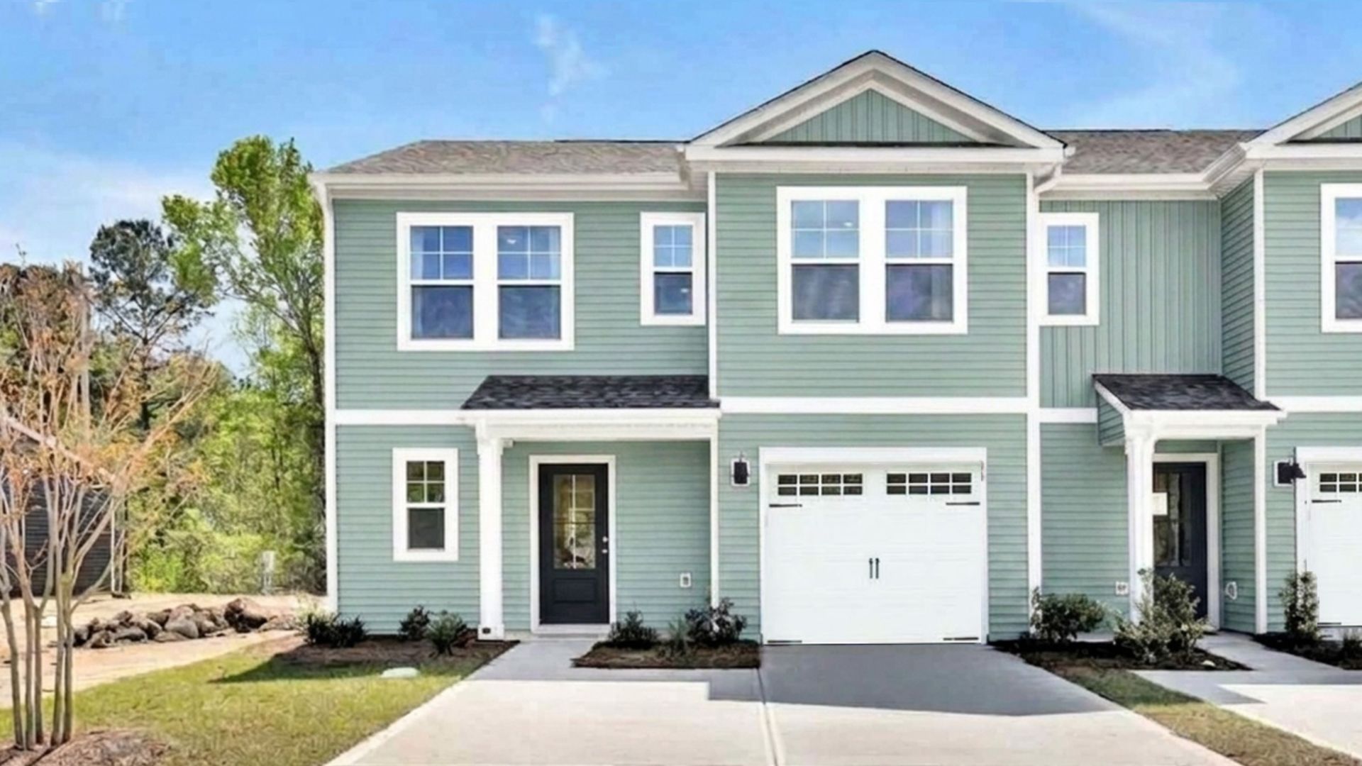 Welcome to the Norman a two-story townhome with 4 bedrooms, 2.5 Baths, loft, 1,763 sq ft and 1 car garage in a prime location in Leland, North Carolina.