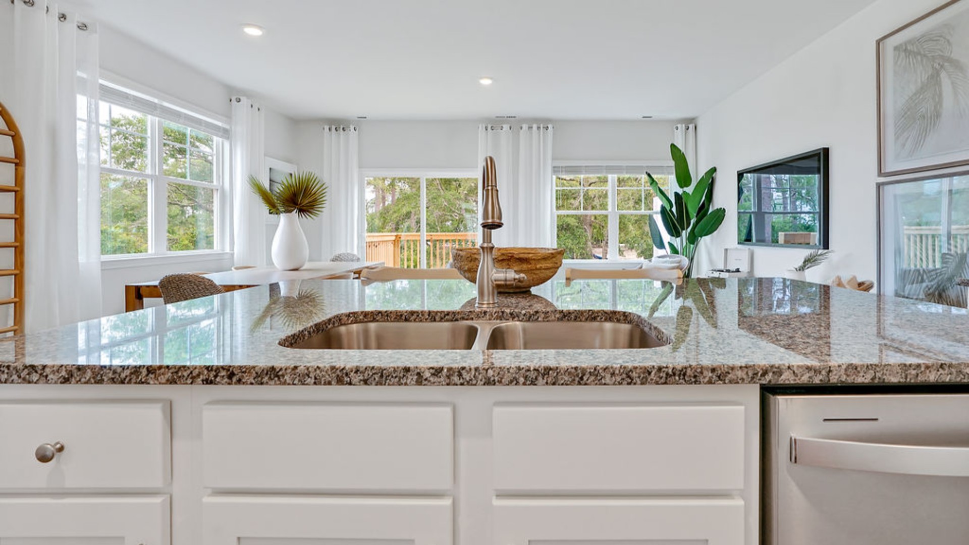 This is a 3 bedroom, 2 bath with 1,533 sq ft of living space. Enjoy a 1-car garage and a welcoming main floor that includes a spacious living area, modern kitchen, and a convenient powder room—ideal for guests and everyday use.