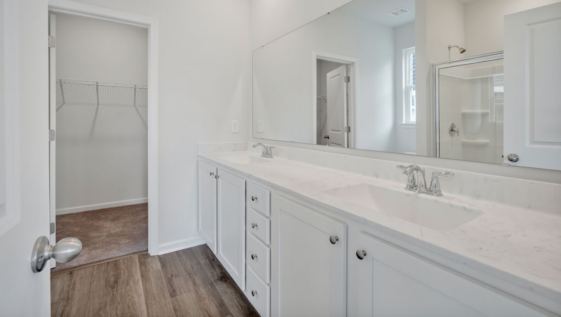 With 3 bedrooms and 2 .5 bathrooms including the primary bedroom downstairs, you'll find plenty of room for your family or guests.