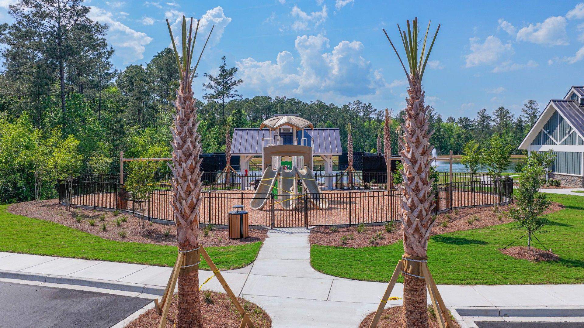Homeowners will enjoy the future Amenity Center that will include a resort-style pool, clubhouse with kitchen, playground, pickleball courts, fire pit, and pocket park.