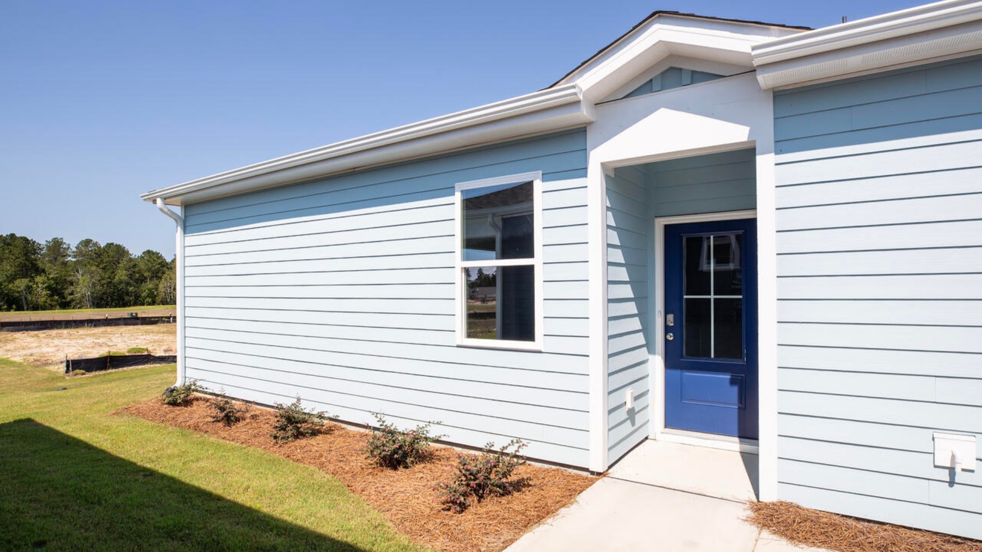 Our charming Bayshore floorplan is a one-story villa home with four bedrooms, two well-appointed bathrooms and 1,519 square feet of living space.