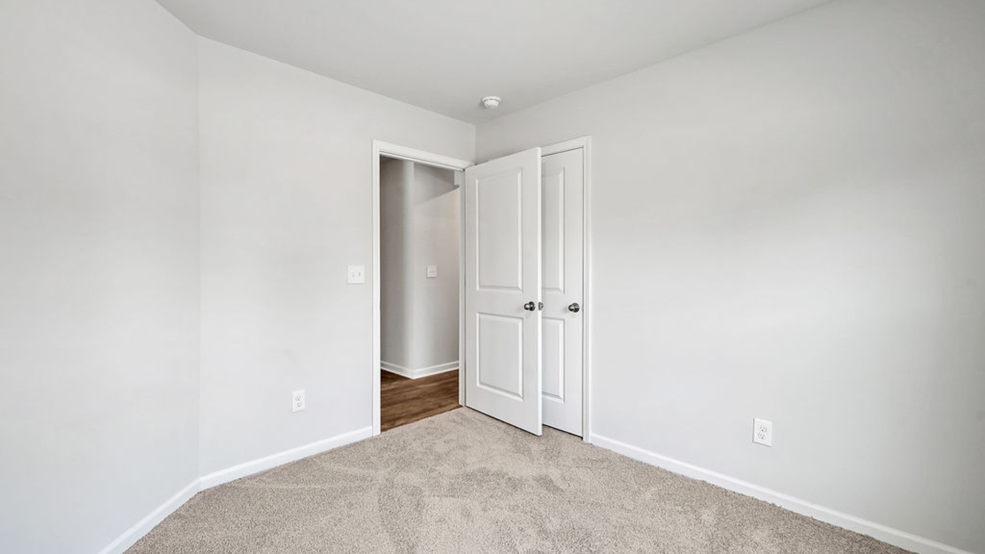 The additional 3 bedrooms and bath are located at the front of the home. Every bedroom you’ll have carpeted floors and a closet in each room.