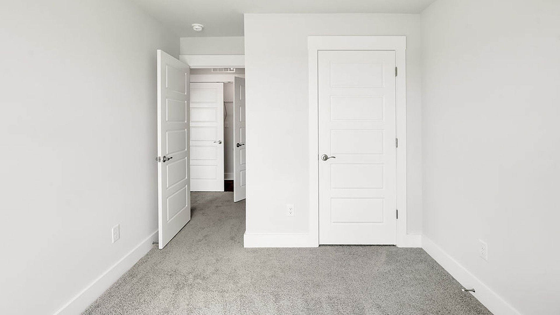 It also includes two additional bedrooms, a shared bathroom, and a laundry room for convenience