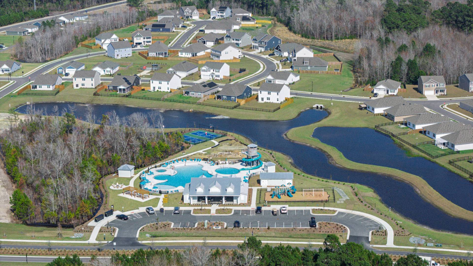 Blake Farm is conveniently located near Highway 17 and I40, offering easy access to downtown Wilmington, Raleigh, Porters Neck, and Hampstead. Residents can quickly reach Porters Neck shopping, Mayfaire, grocery stores, and hospitals within a short drive.