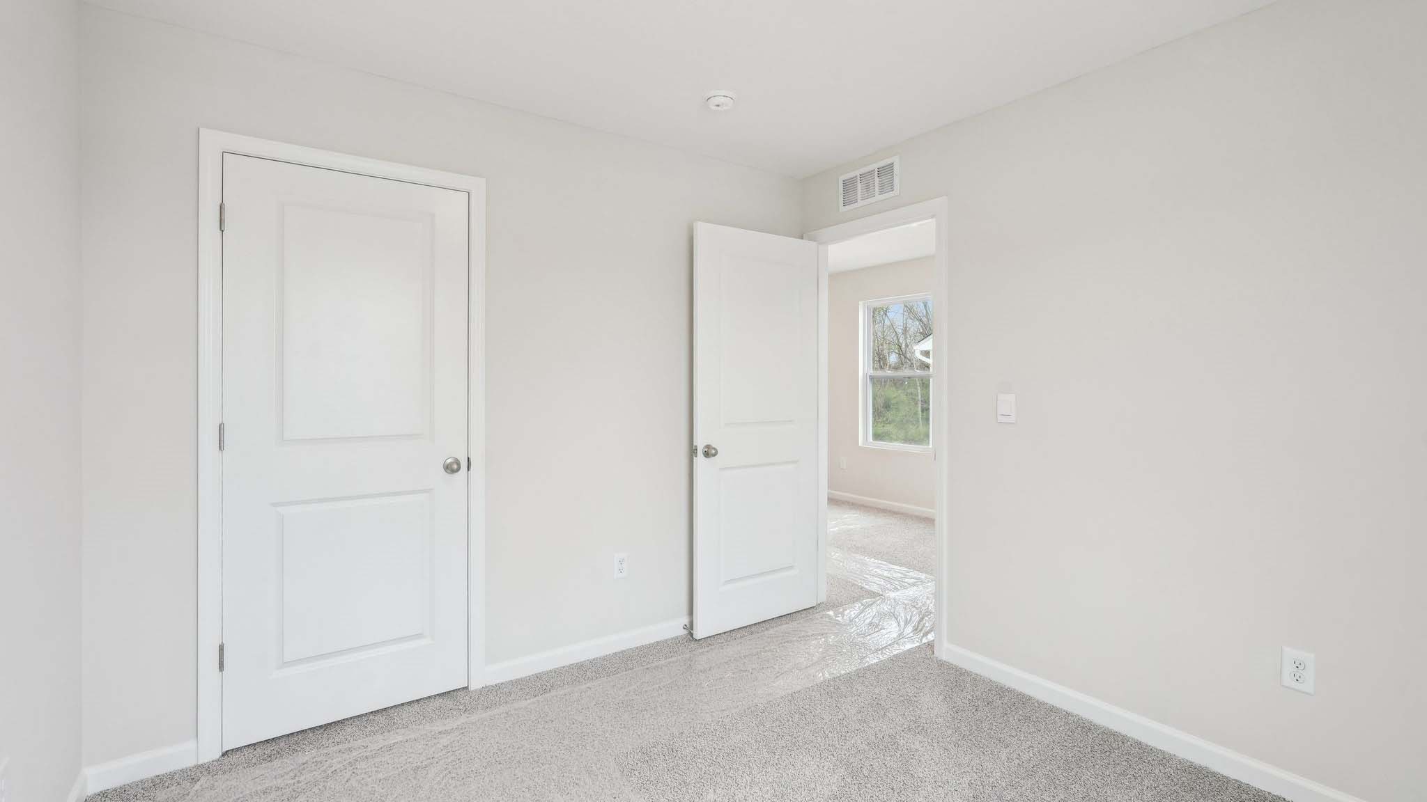 pstairs is a loft that leads into the spacious primary bedroom. The primary bedroom features a walk-in-closet as well as a comfortable en-suite bathroom and sharing a sink isn’t a worry with the double vanity.