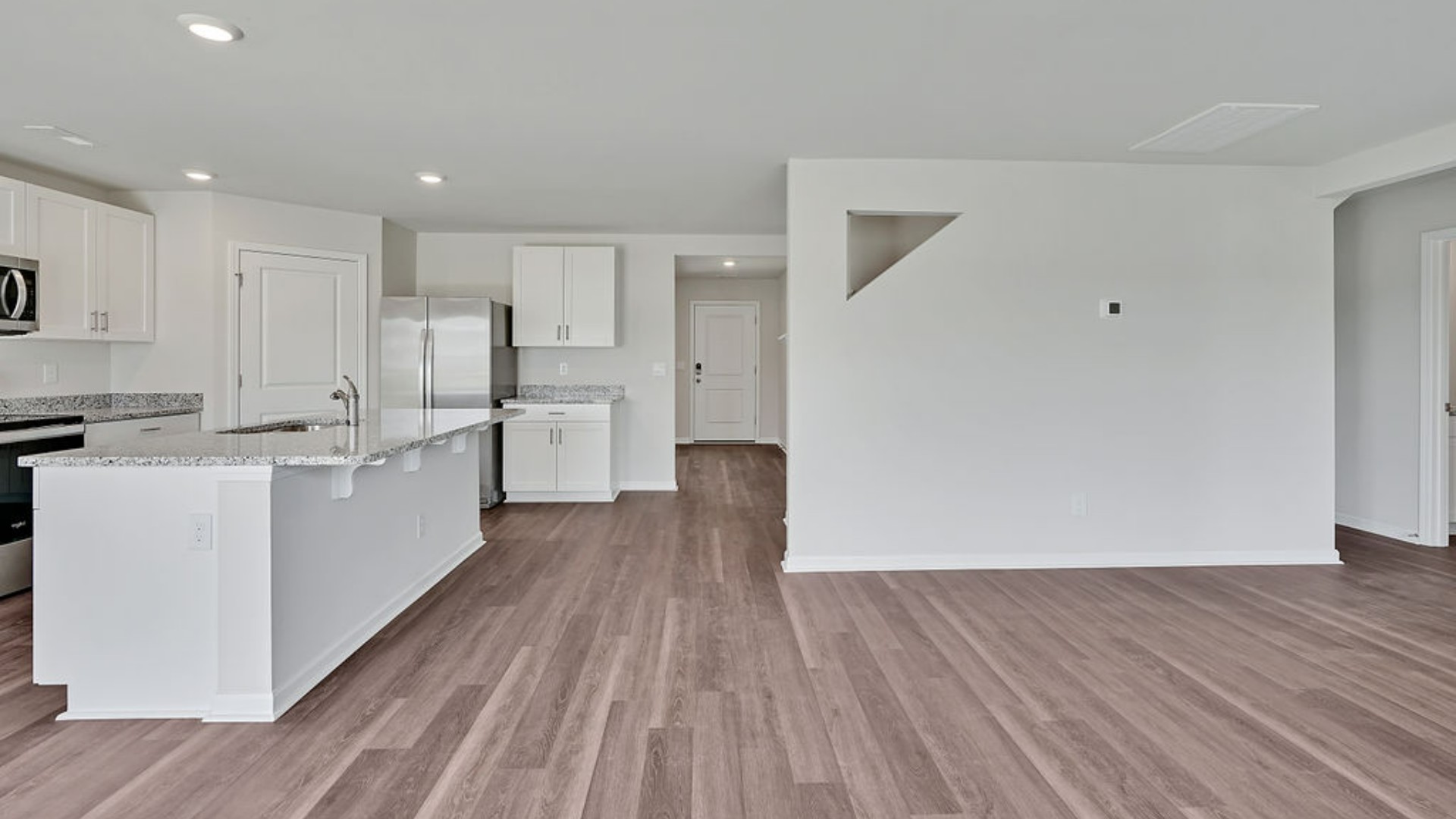 The Hayden Floorplan offers 2,511 square feet with 5 bedrooms, 3 full bathrooms. New Homes in Jacksonville NC. Smart Home Technology