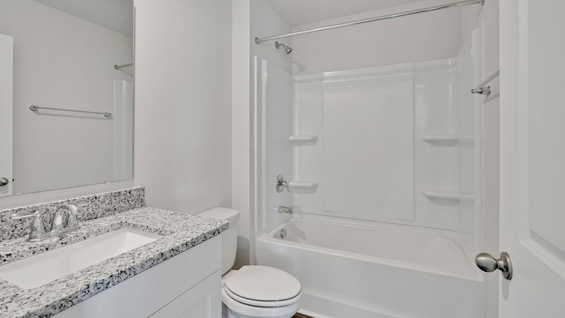 The Hayden Floorplan offers 2,511 square feet with 5 bedrooms, 3 full bathrooms. New Homes in Jacksonville NC. Smart Home Technology