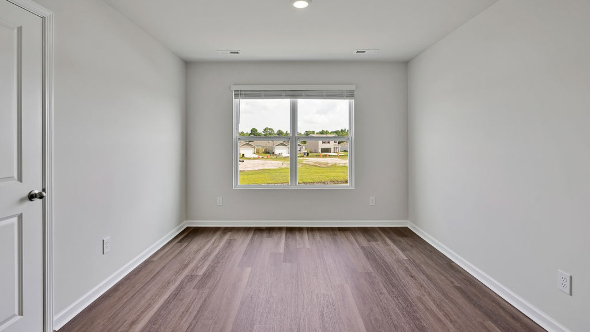 The Hayden Floorplan offers 2,511 square feet with 5 bedrooms, 3 full bathrooms. New Homes in Jacksonville NC. Smart Home Technology