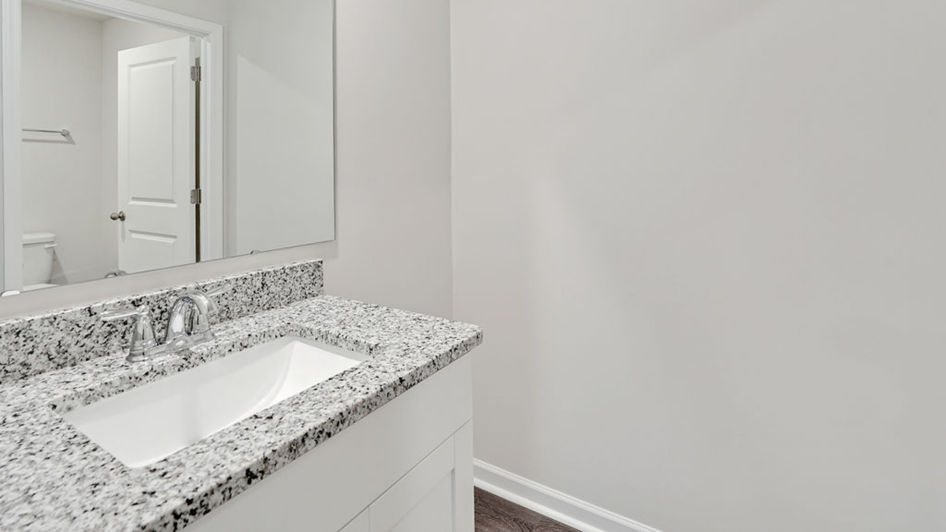 The Hayden Floorplan offers 2,511 square feet with 5 bedrooms, 3 full bathrooms. New Homes in Jacksonville NC. Smart Home Technology