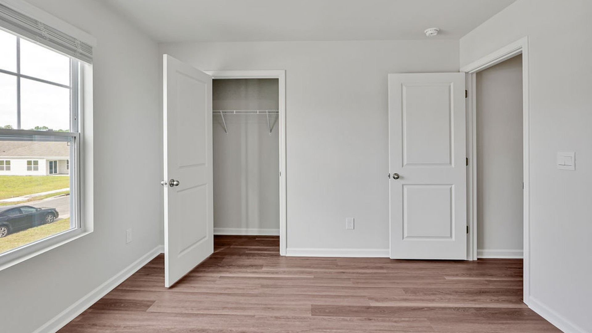 The Hayden Floorplan offers 2,511 square feet with 5 bedrooms, 3 full bathrooms. New Homes in Jacksonville NC. Smart Home Technology