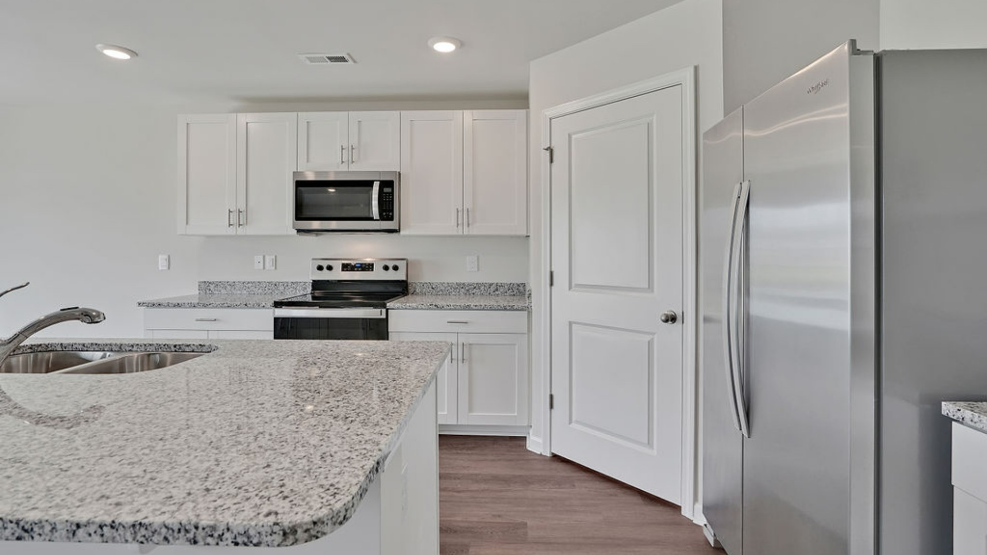 The Hayden Floorplan offers 2,511 square feet with 5 bedrooms, 3 full bathrooms. New Homes in Jacksonville NC. Smart Home Technology