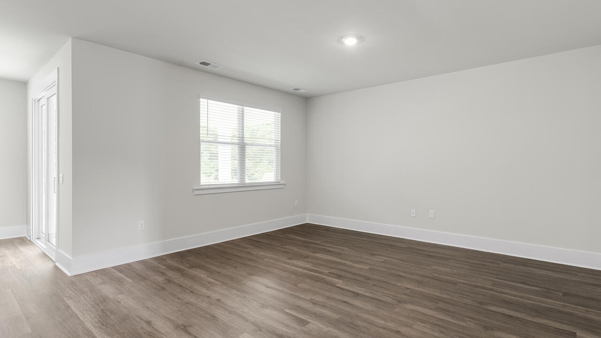 The Bradford is a versatile plan with an open concept kitchen, living, and dining area! The kitchen comes finished with beautiful granite countertops, stainless steel appliances, single-bowl sink and tile backsplash.