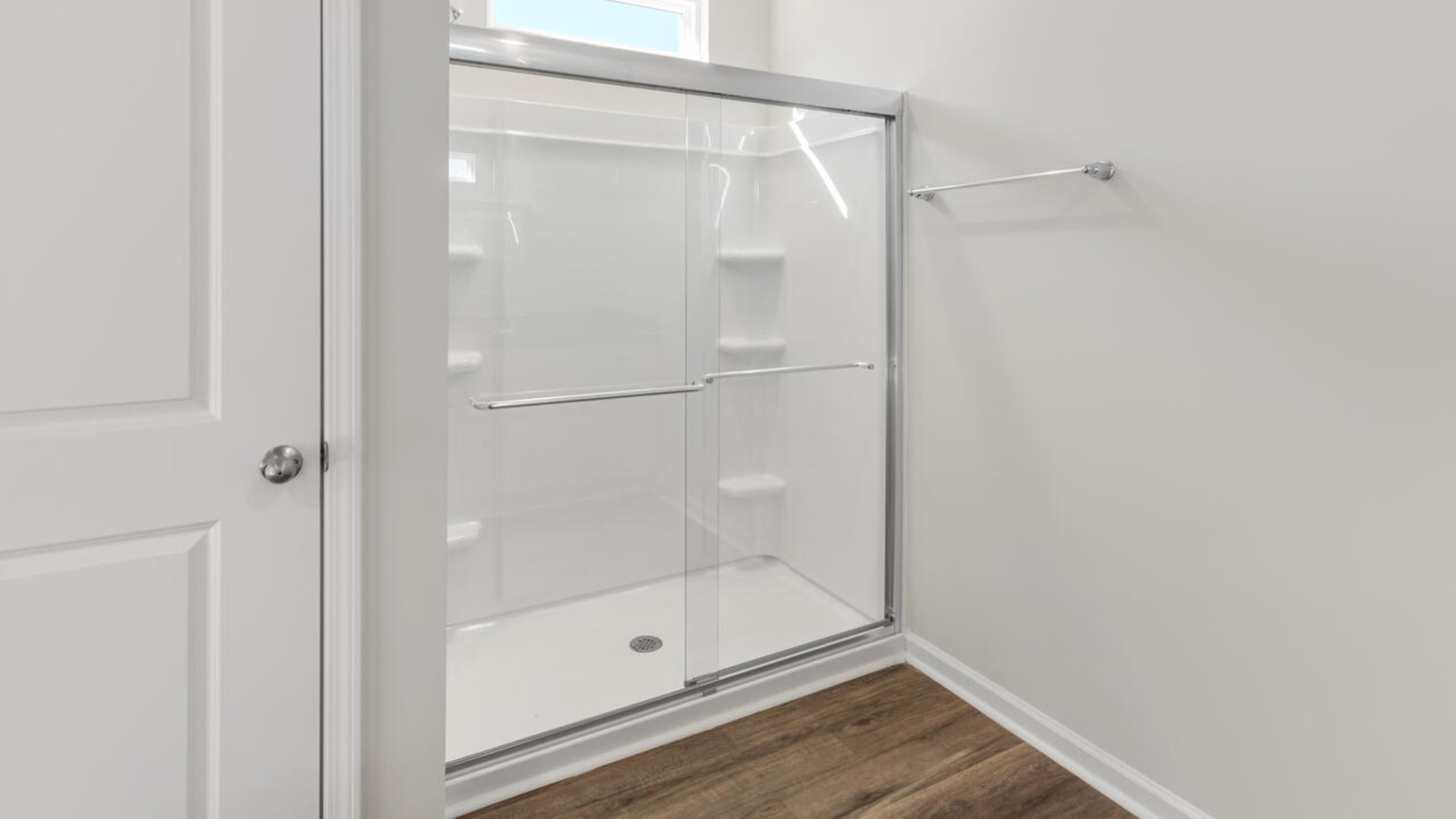 he primary suite as well as onsuite is sure to impress with double vanities and a massive walk in closet.