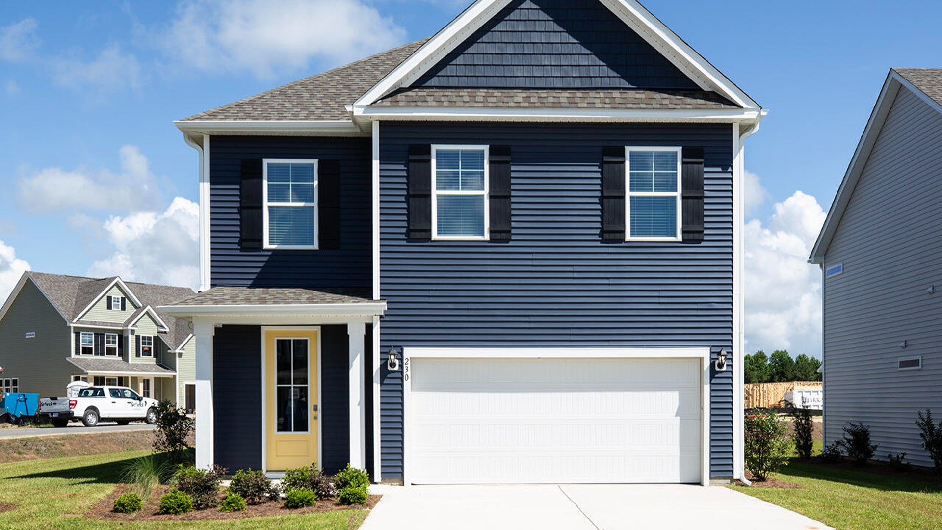 The Woodstock floorplan is 4 bedrooms, 3 baths with a stunning 2,361 square feet of living space. This home is located in our Surfside Landing community in Hubert, North Carolina.