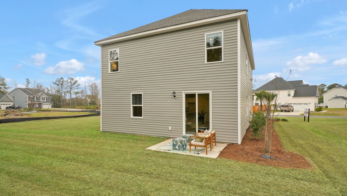 Our renowned Woodstock floor plan features 4 bedrooms, 3 full baths, and spans 2,361 sq. ft. This home provides a guest room or office on the ground floor along with the primary suite and 2 additional bedrooms upstairs.