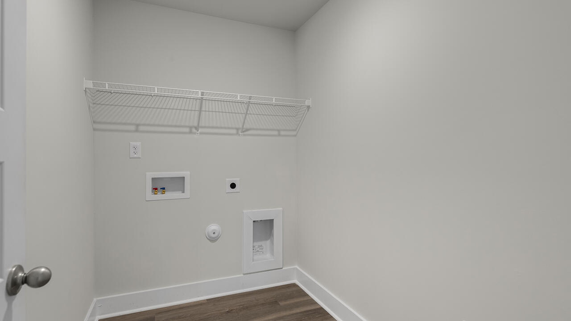 On the second floor, you'll find a luxurious owner's retreat with a generous walk-in closet, a conveniently located laundry room, and a spacious and bright bonus room. Also located upstairs you'll find 2 other bedrooms!