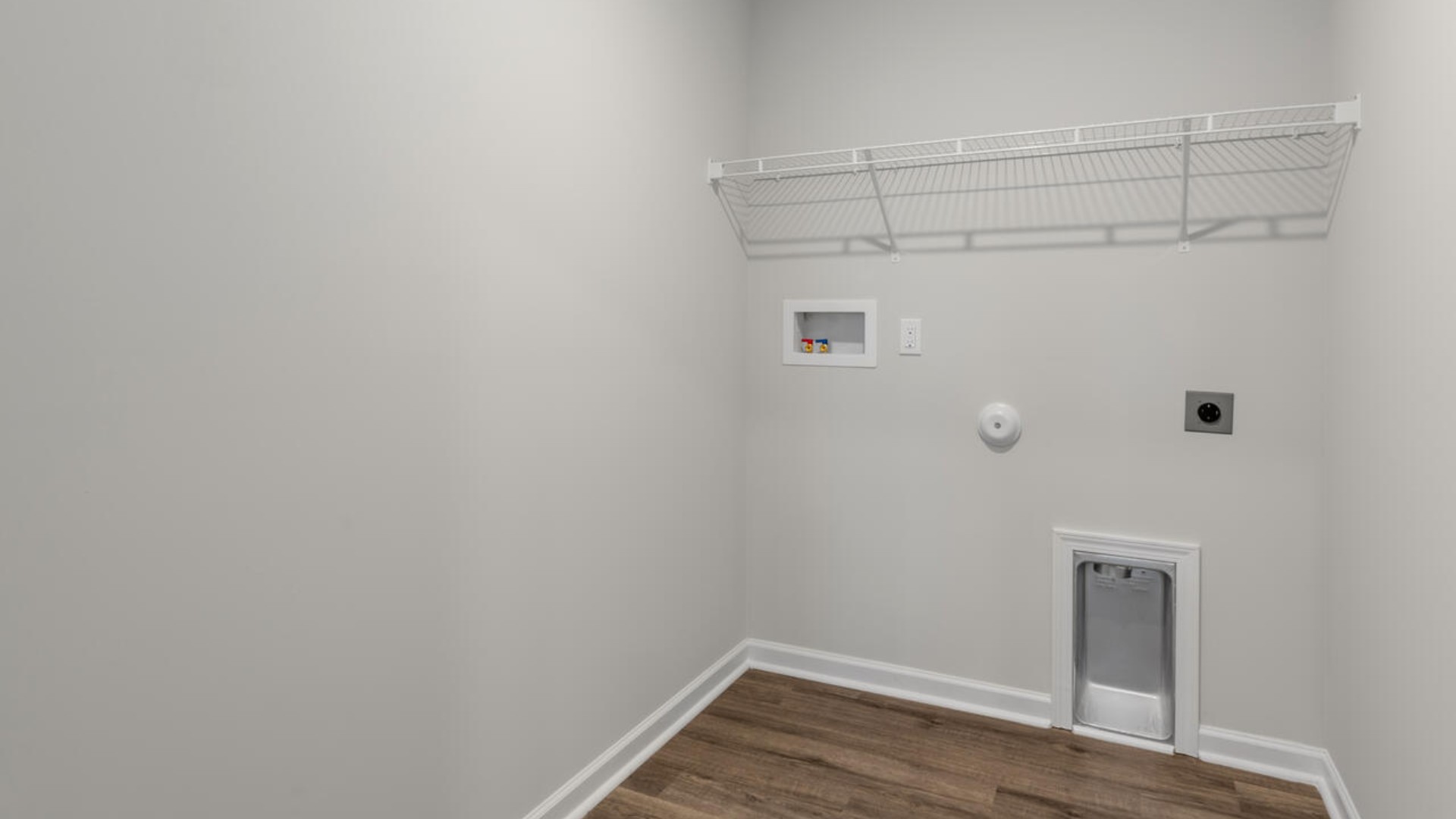 The primary suite features a step-in 5-foot shower plus a garden tub and dual vanity plus open vaulted ceiling. Large upstairs bonus room. The Forrester has a grand two-story entrance to greet your guests at your 8-foot glass front door. Step outside onto your covered porch to enjoy the night sky.