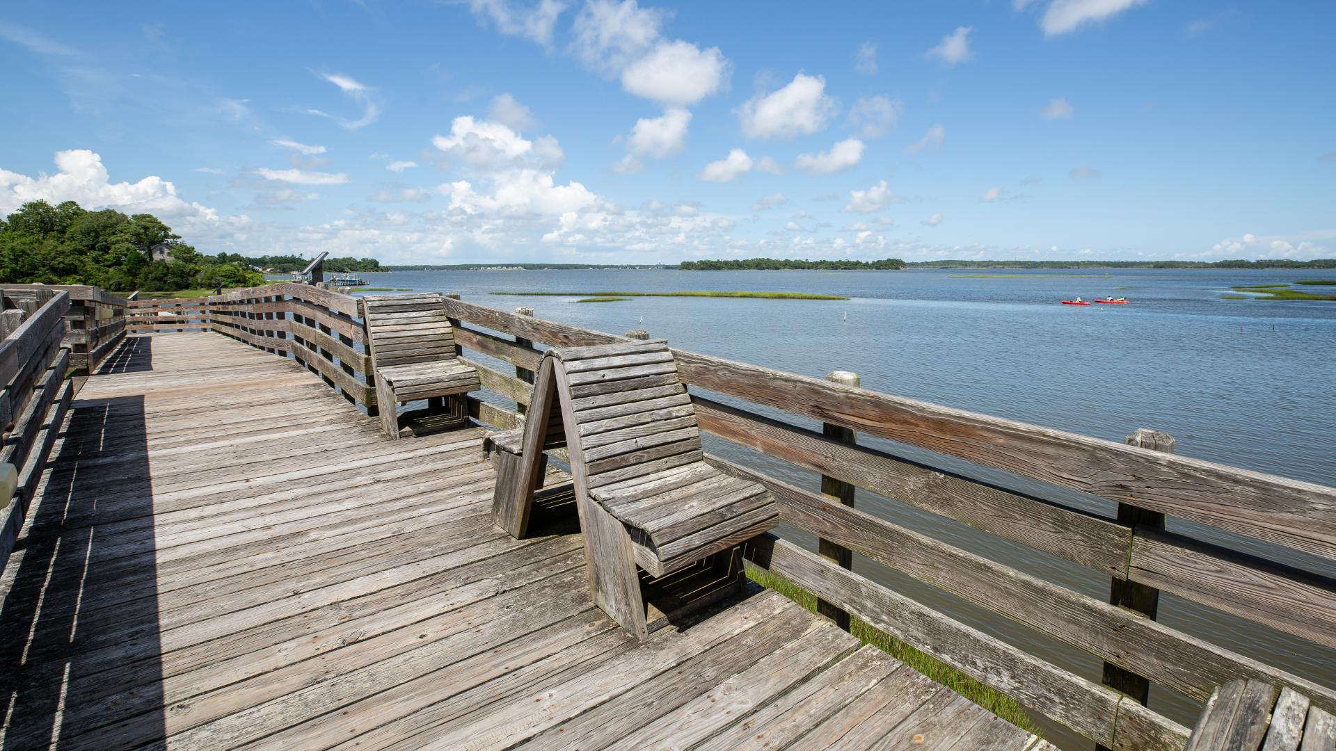 Bicentennial Park features a large green space complete with brick walkways, a boardwalk , benches, picnic facilities and restrooms. This space can accommodate small to large events. Located directly on the White Oak River, a beautiful location for a morning wedding!