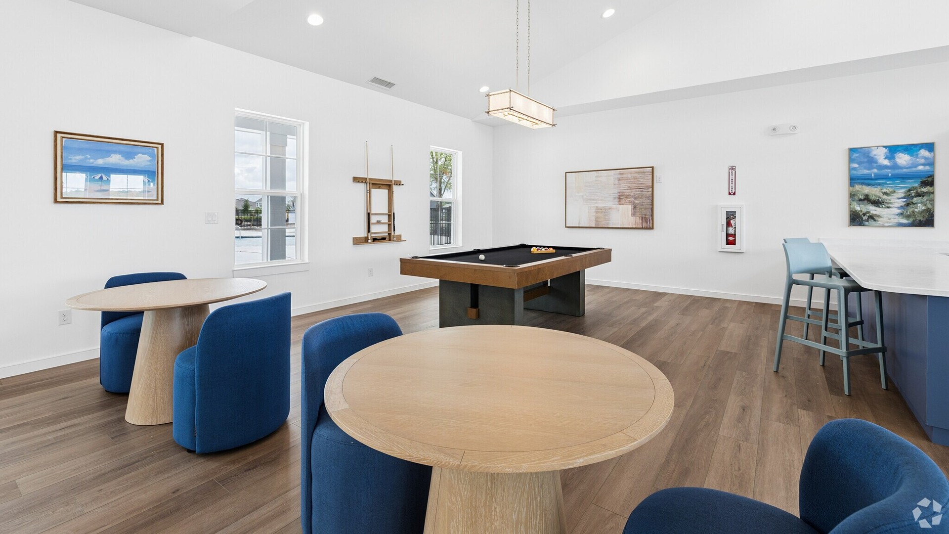 From the pavilion, swimming pool, hot tub, fire pits, sport court, sand volleyball and recreation field, Cedar Hill Landing has everything you need to live your best life.
