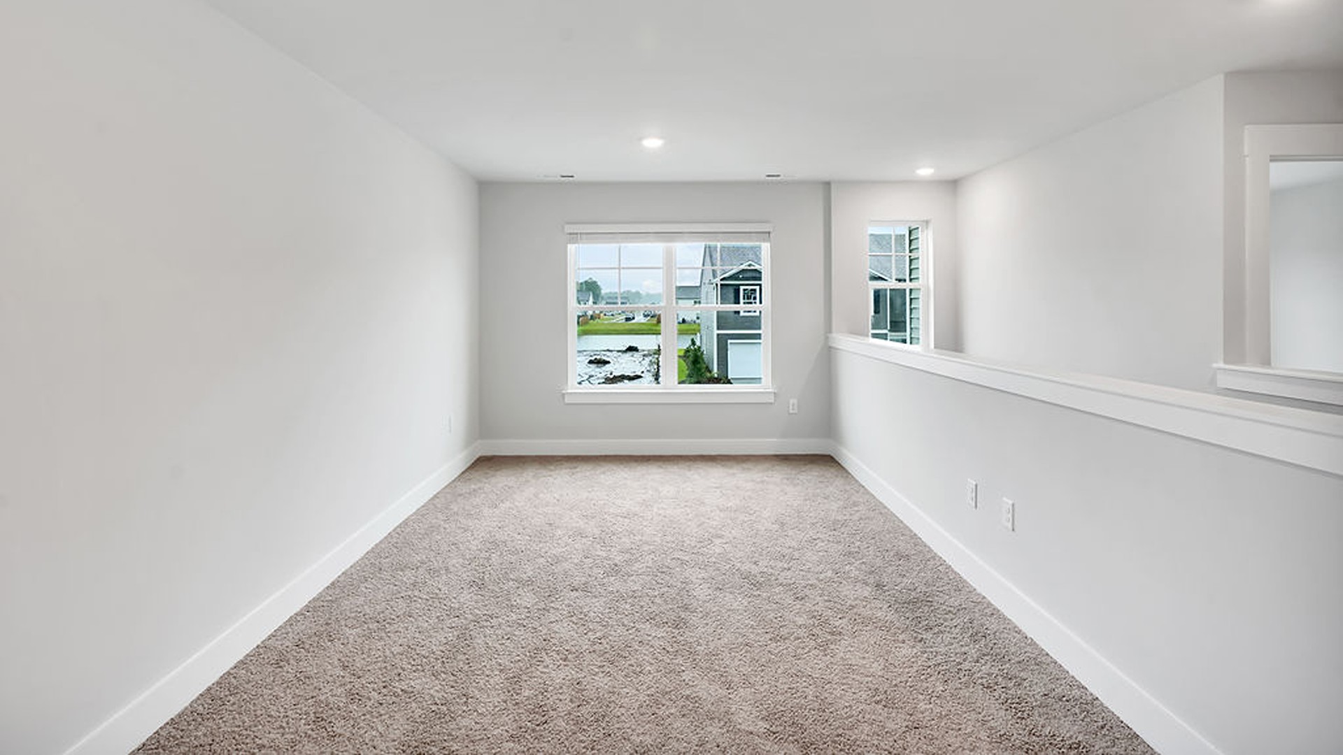 Upstairs you will find 3 bedrooms, 1 full bath, a nice size loft and the laundry room. In every bedroom you’ll have carpeted floors and a closet in each room.