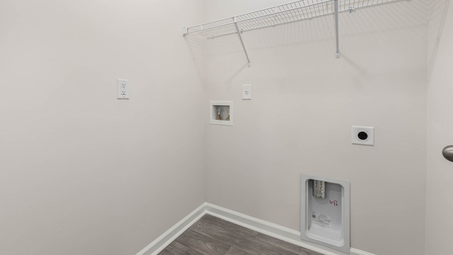 New Homes in Leland NC. The Wren is a two-story floorplan with ample living space featuring an open concept first floor with a large island overlooking the dining area and family room. The primary bedroom suite and laundry room are conveniently located on the first floor, as well.