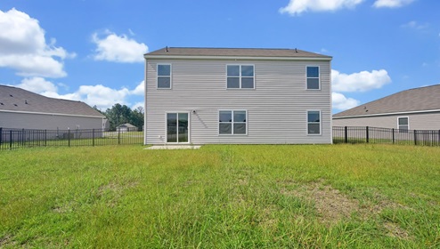 New Homes in Leland, NC. The Hayden Floorplan offers 2,511 square feet with 5 bedrooms, 3 full bathrooms, and a 2-car garage.