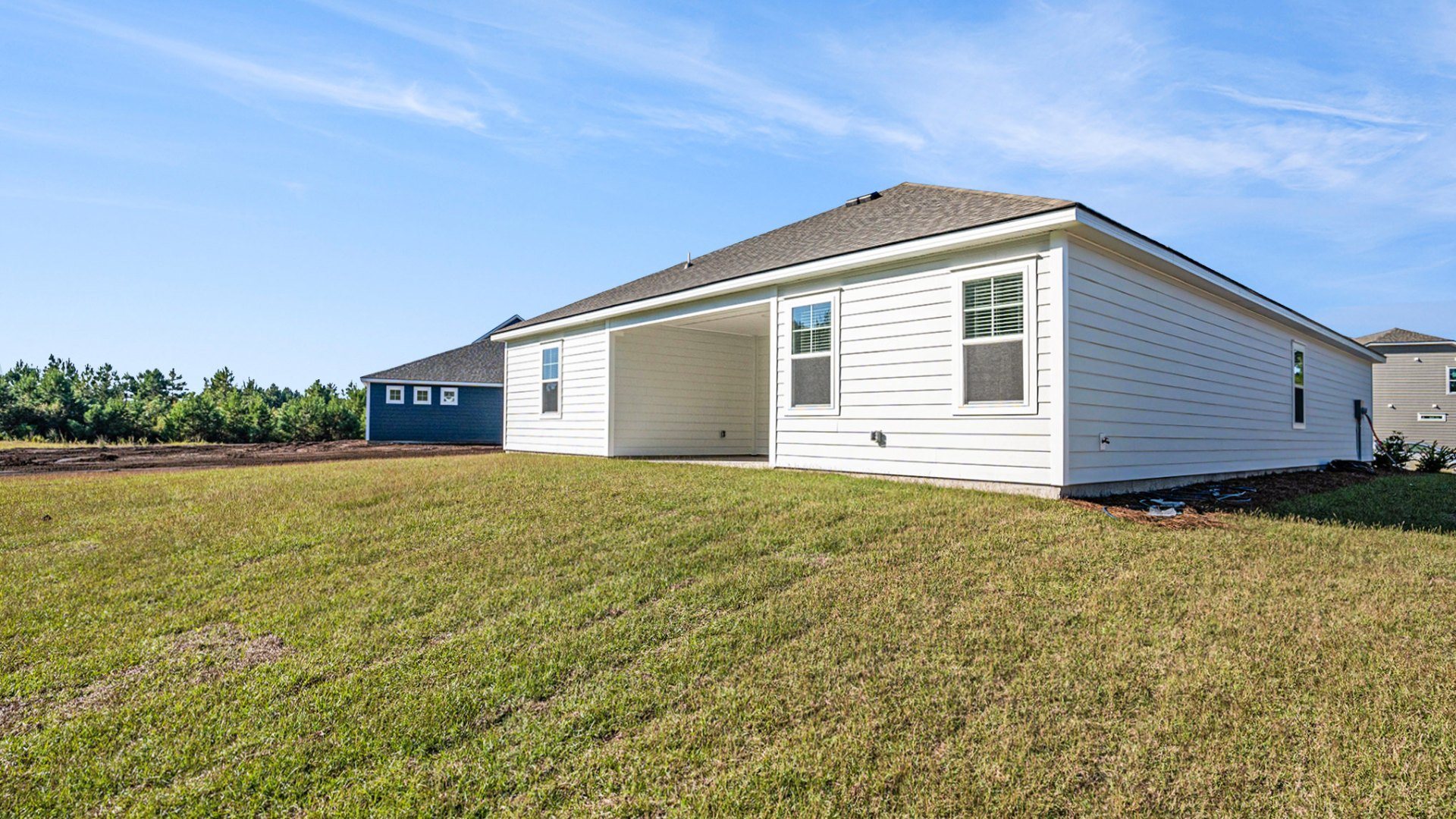Outdoor living is a breeze with the large Covered Porch (13' x 13')—an excellent space for relaxing or dining alfresco