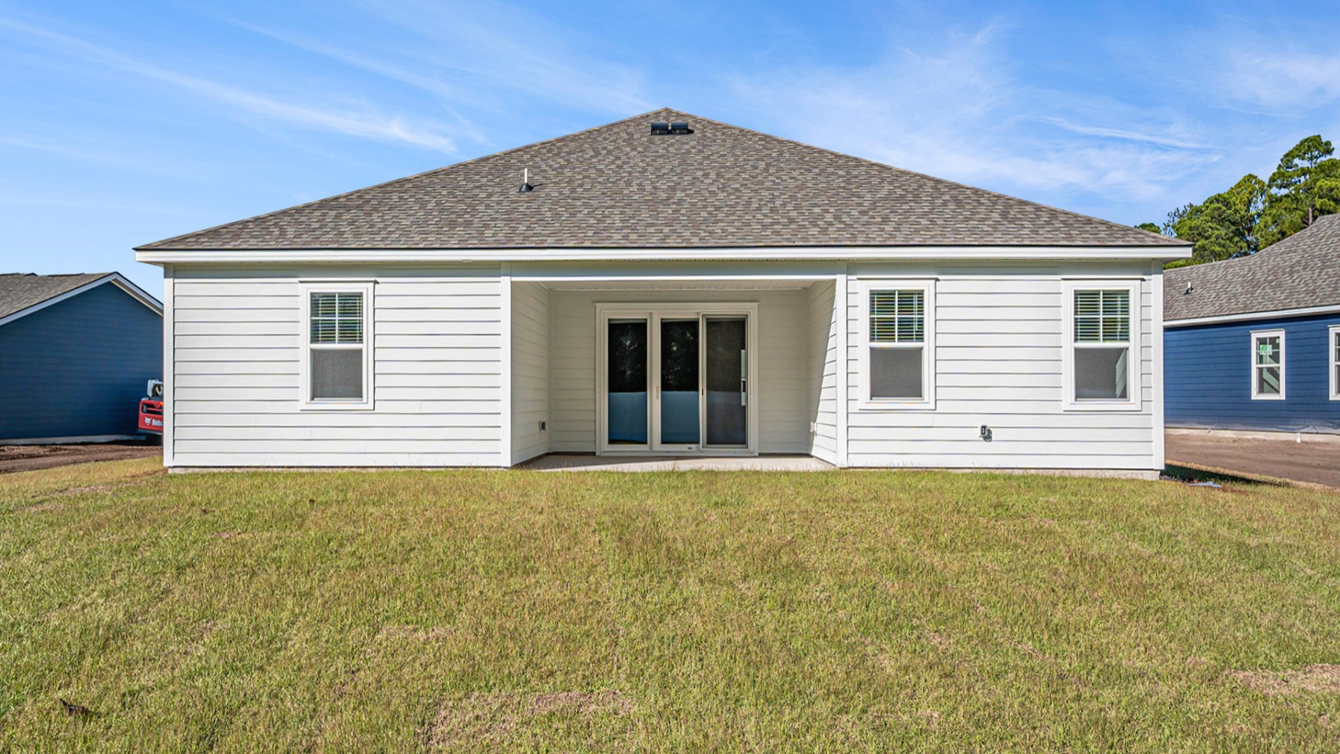 Outdoor living is a breeze with the large Covered Porch (13' x 13')—an excellent space for relaxing or dining alfresco