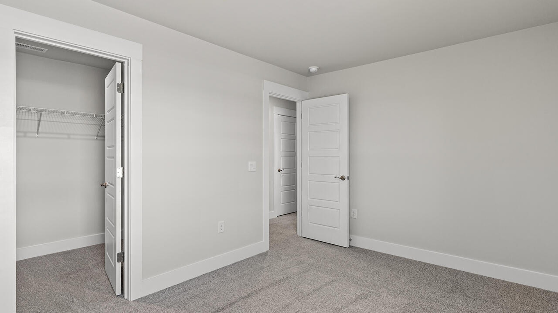 Upstairs, there are 4 bedrooms, 2 full baths and a loft. In every bedroom you’ll have carpeted floors and a closet in each room. Whether these rooms become bedrooms, office spaces, or other bonus rooms, there is sure to be comfort.