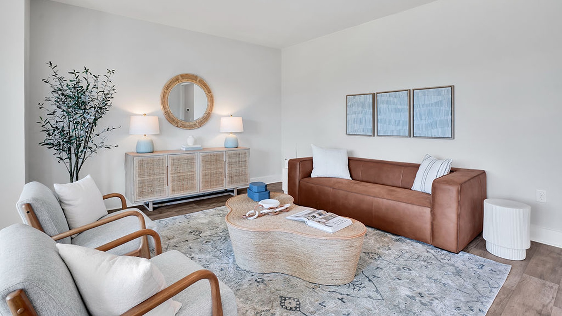 The Madison plan is a perfect home for relaxation and entertaining with a very open floor plan, 4 bedroom, 3 bath,1941 sq ft, 3-car garage and 10-foot high ceilings.