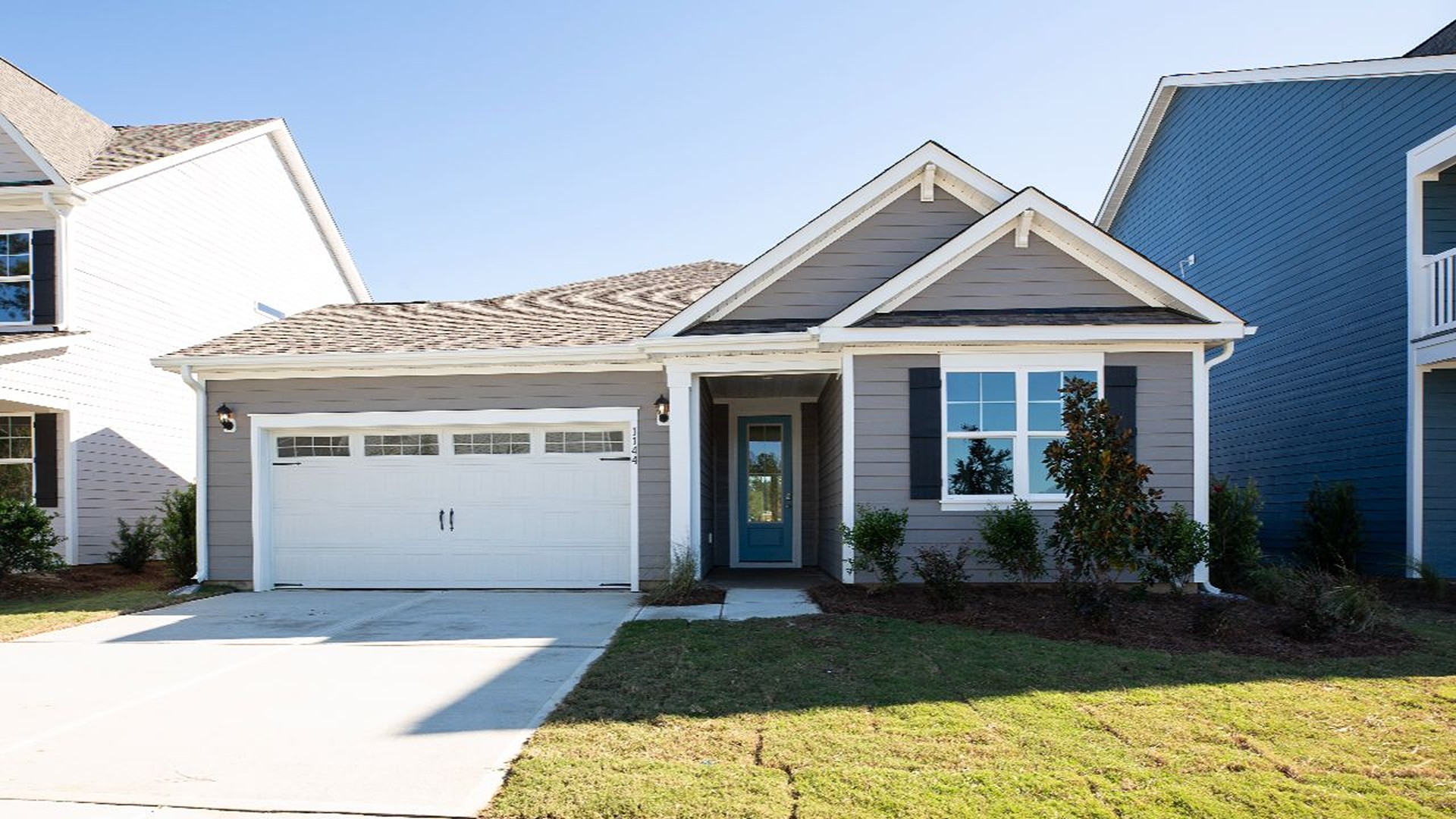 The Litchfield floorplan is perfect for one-story living and entertaining and features 11 ft ceilings. Inside this 4 bedroom, 2 bathroom home, you’ll find 2,032 square feet of comfortable living.
