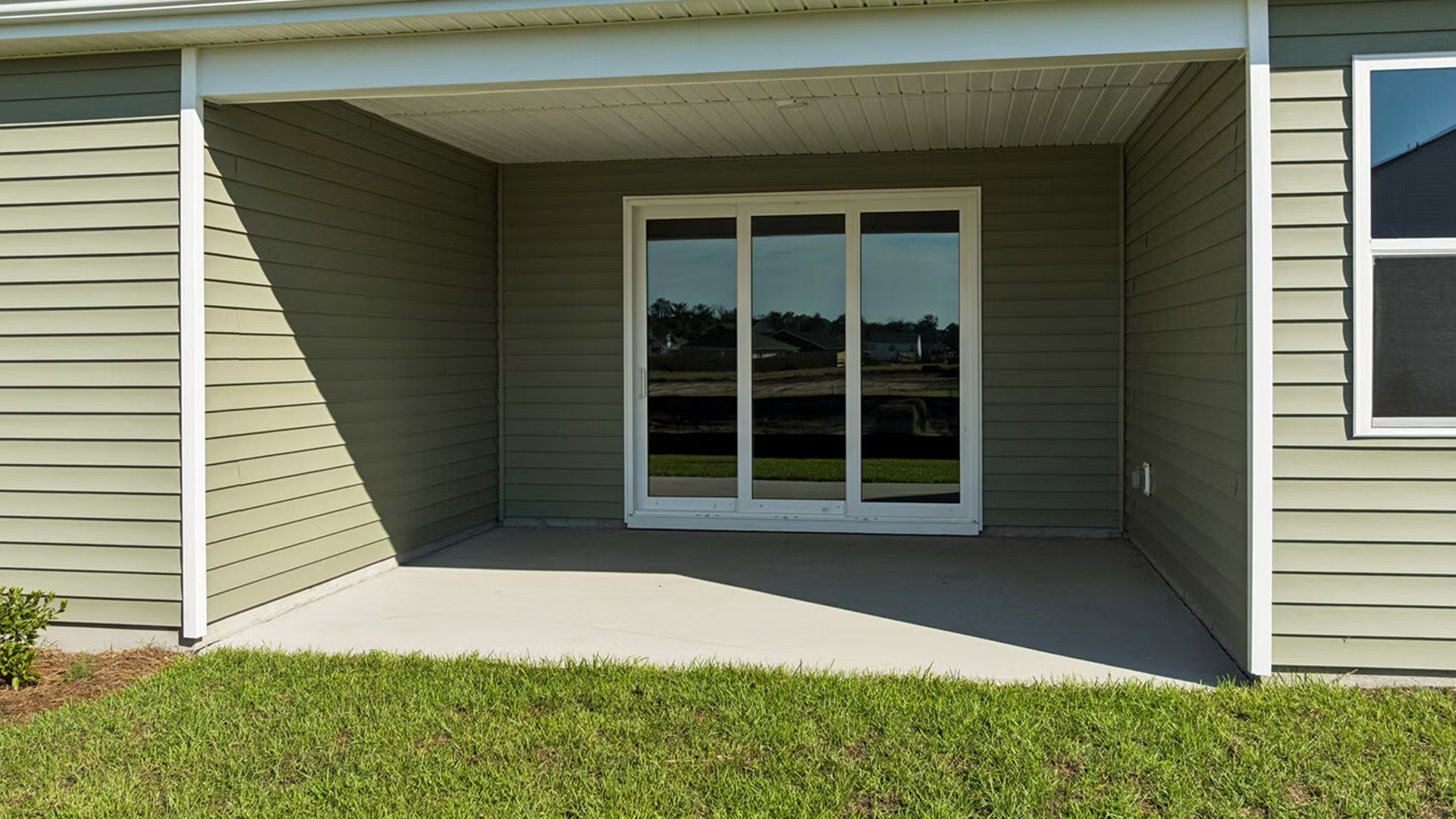 Outdoor living is a breeze with the large Covered Porch—an excellent space for relaxing or dining alfresco. Experience the perfect blend of comfort and convenience in the Destin plan! Contact us today and find your home at Cedar Hill Landing