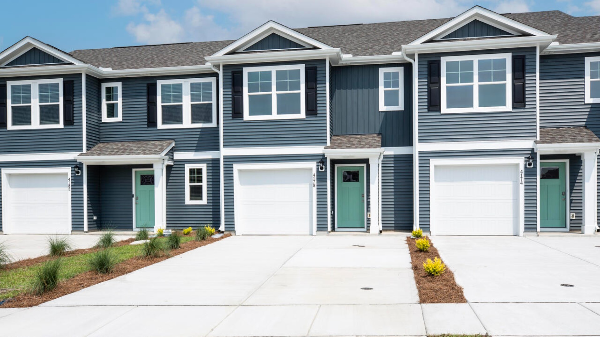 7050 Dunford Road Unit 122 exterior