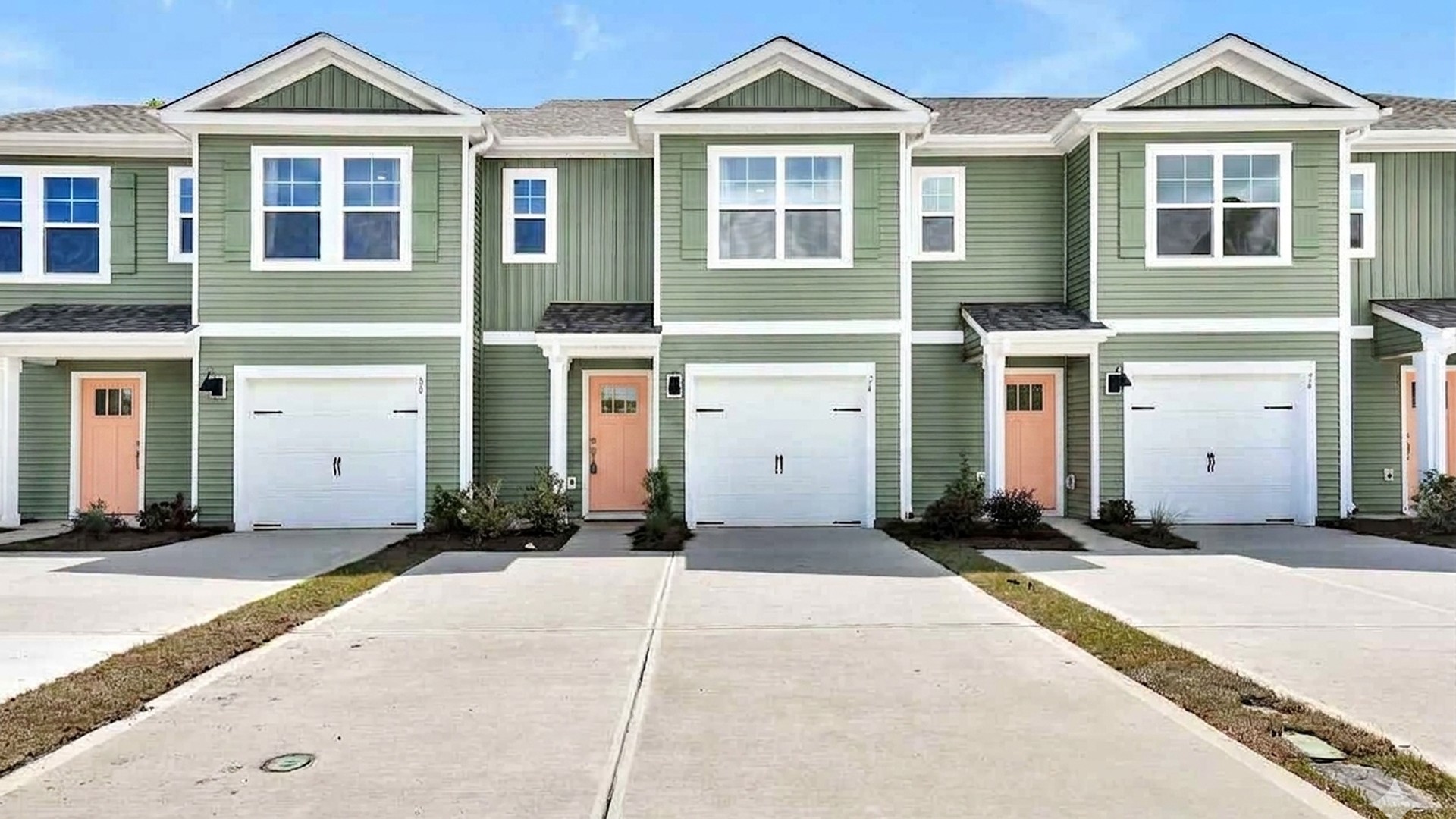 Welcome to the Pearson a two-story townhome with 3 bedrooms, 2.5 Baths, 1,418 sq ft and 1 car garage in a prime location!. Located in Leland, North Carolina in our Townes at SeaBrooke community.