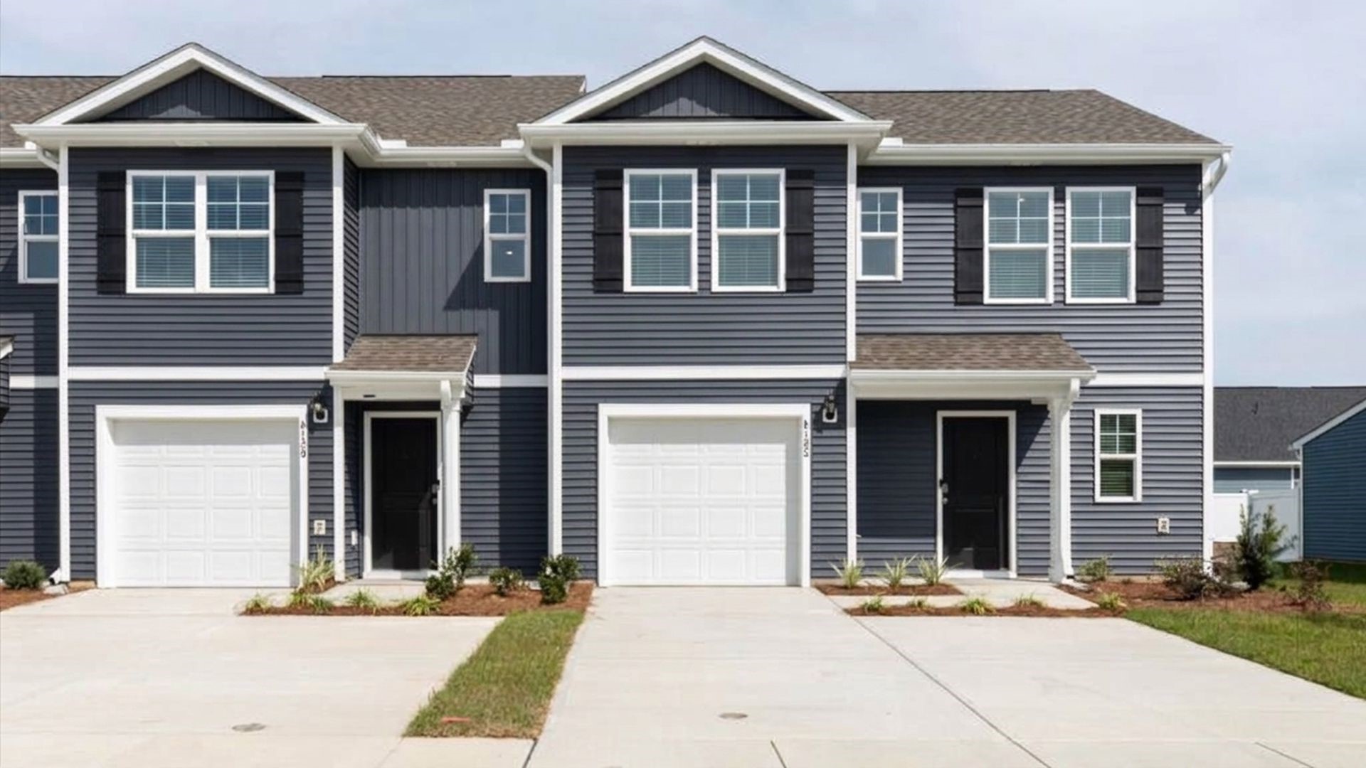 The Norman townhome with the first-floor primary bedroom is a two-story residence with 4 bedrooms and 2.5 baths, 1,763 sq ft, 1-car garage located in Leland, North Carolina in our Townes at SeaBrooke community.The Norman townhome with the first-floor primary bedroom is a two-story residence with 4 bedrooms and 2.5 baths, 1,763 sq ft, 1-car garage located in Leland, North Carolina in our Townes at SeaBrooke community.