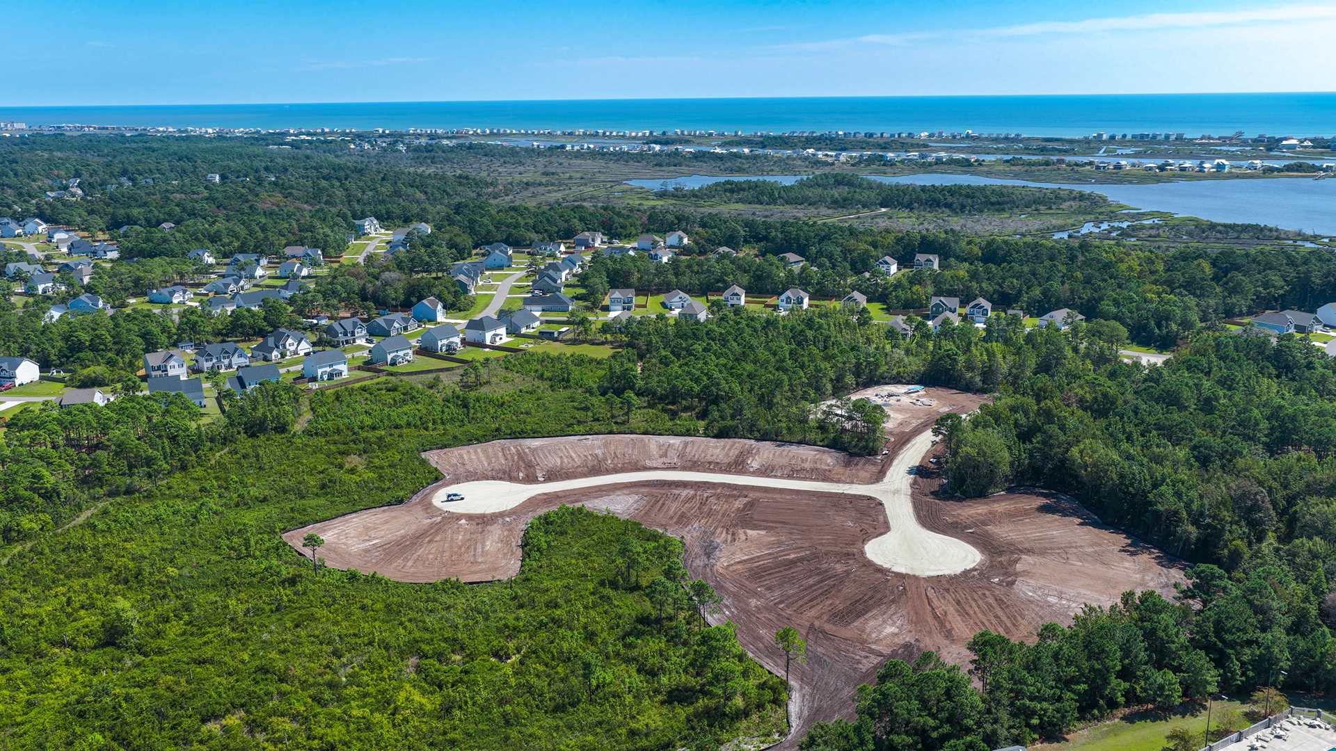 Homeowners will feel like they're on vacation when they splash in the elegant neighborhood swimming pool, lounge on the spacious sundeck and prepare a delicious meal in the outdoor grilling kitchen.