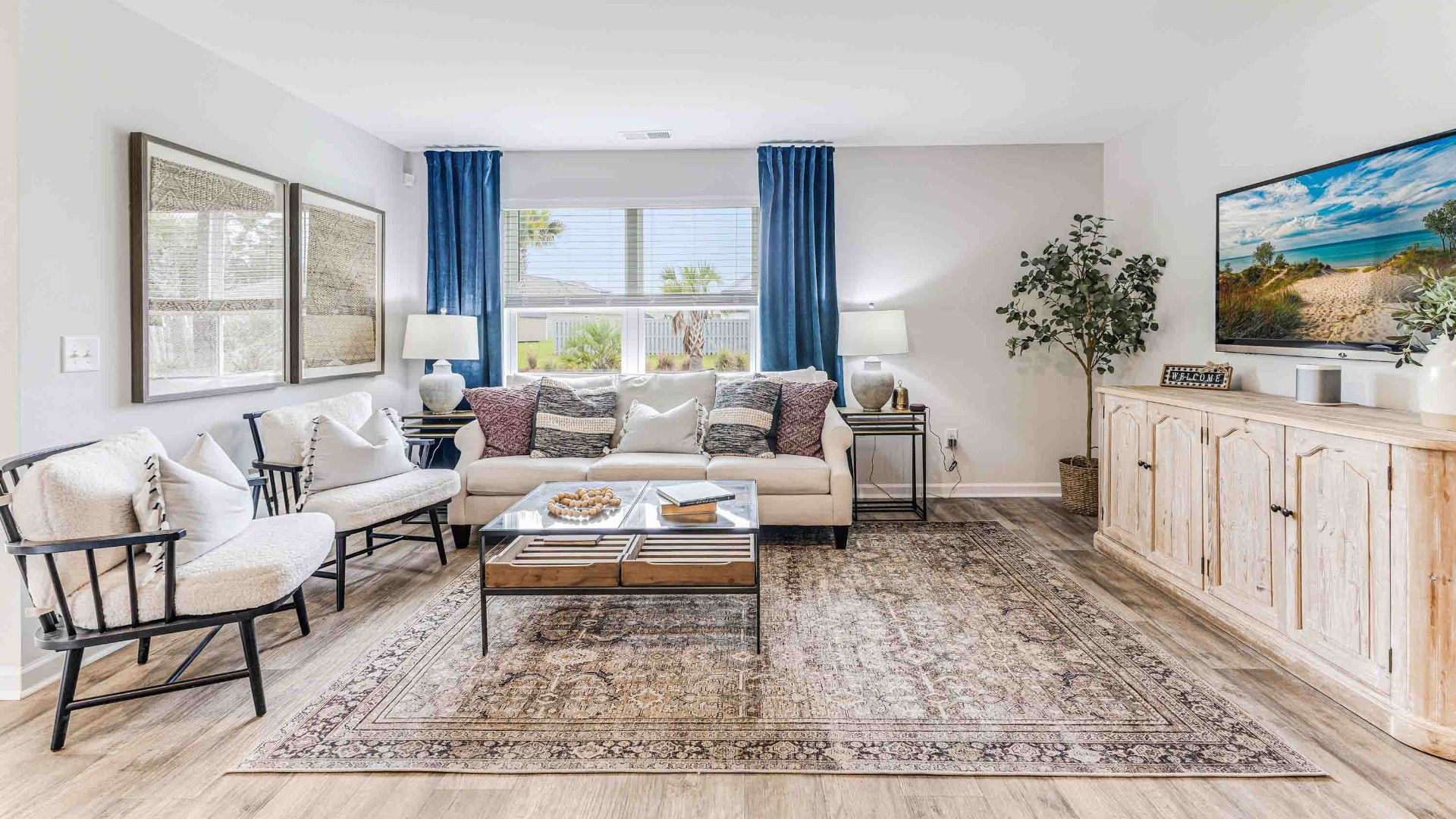 The Kerry floor plan offers 3 bedrooms, 2 baths, 1,476 sq ft of open living space and a 2-car garage. This home is located in Bolivia, NC in our Halls Creek community.