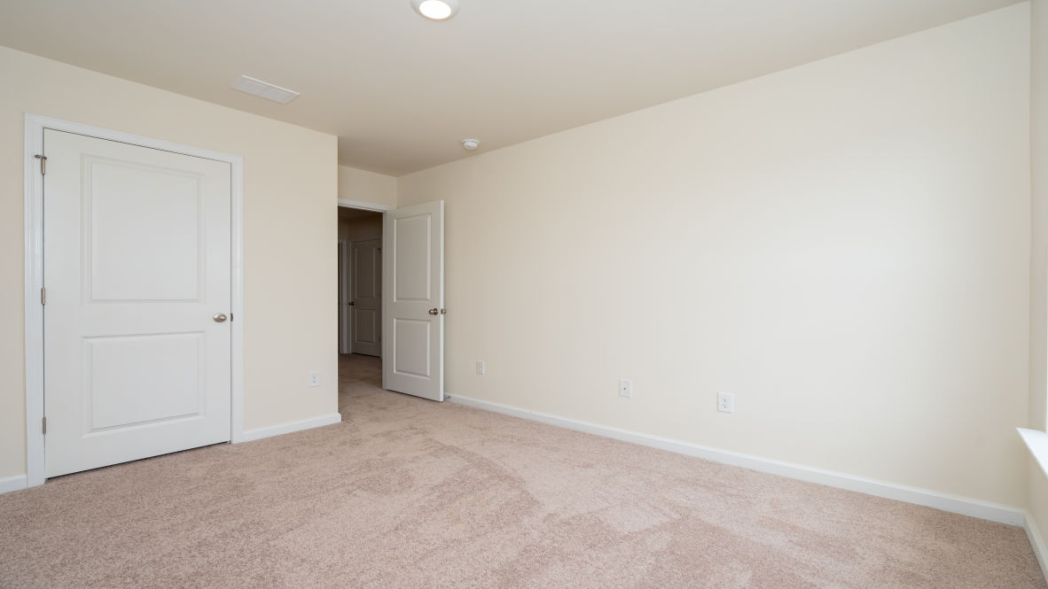 There are 3 additional bedrooms, full bath and a laundry room finish off the 2nd floor. In every bedroom you’ll have carpeted floors and a closet in each room.