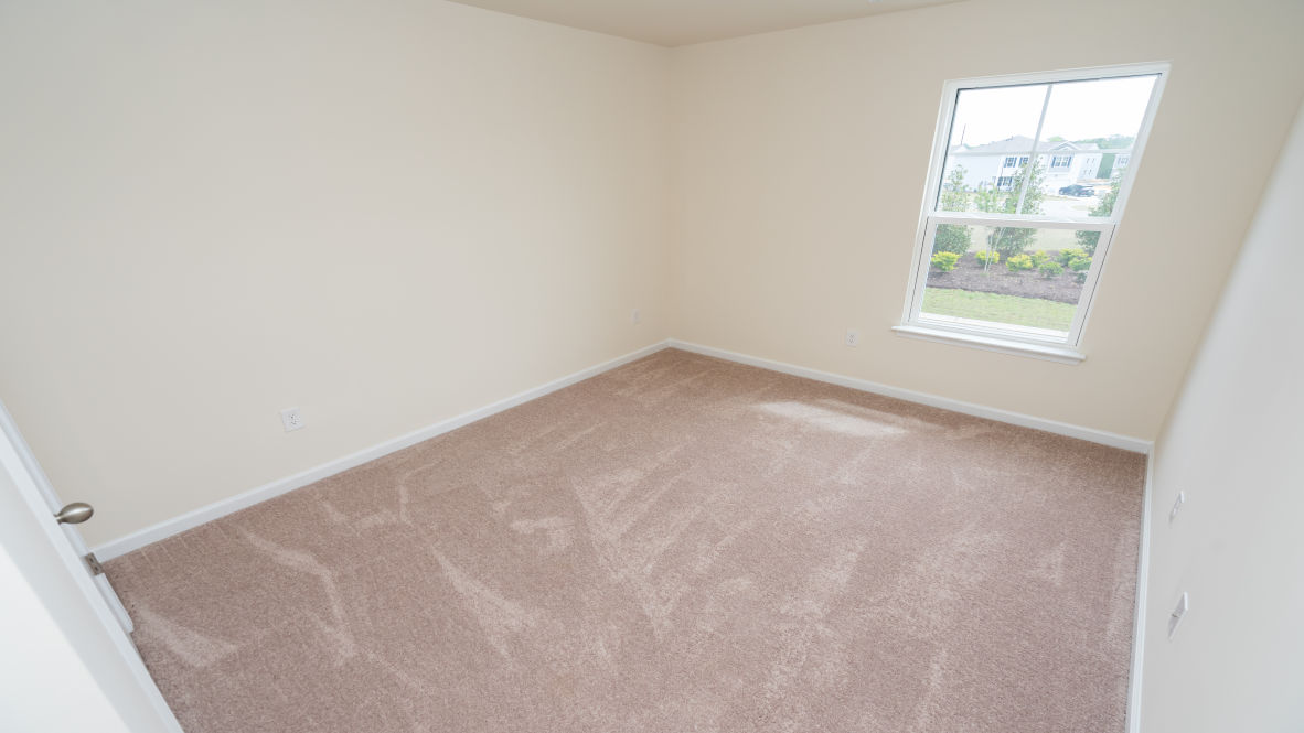 There are 3 additional bedrooms, full bath and a laundry room finish off the 2nd floor. In every bedroom you’ll have carpeted floors and a closet in each room.