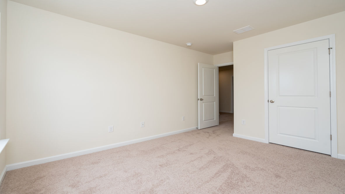 There are 3 additional bedrooms, full bath and a laundry room finish off the 2nd floor. In every bedroom you’ll have carpeted floors and a closet in each room.