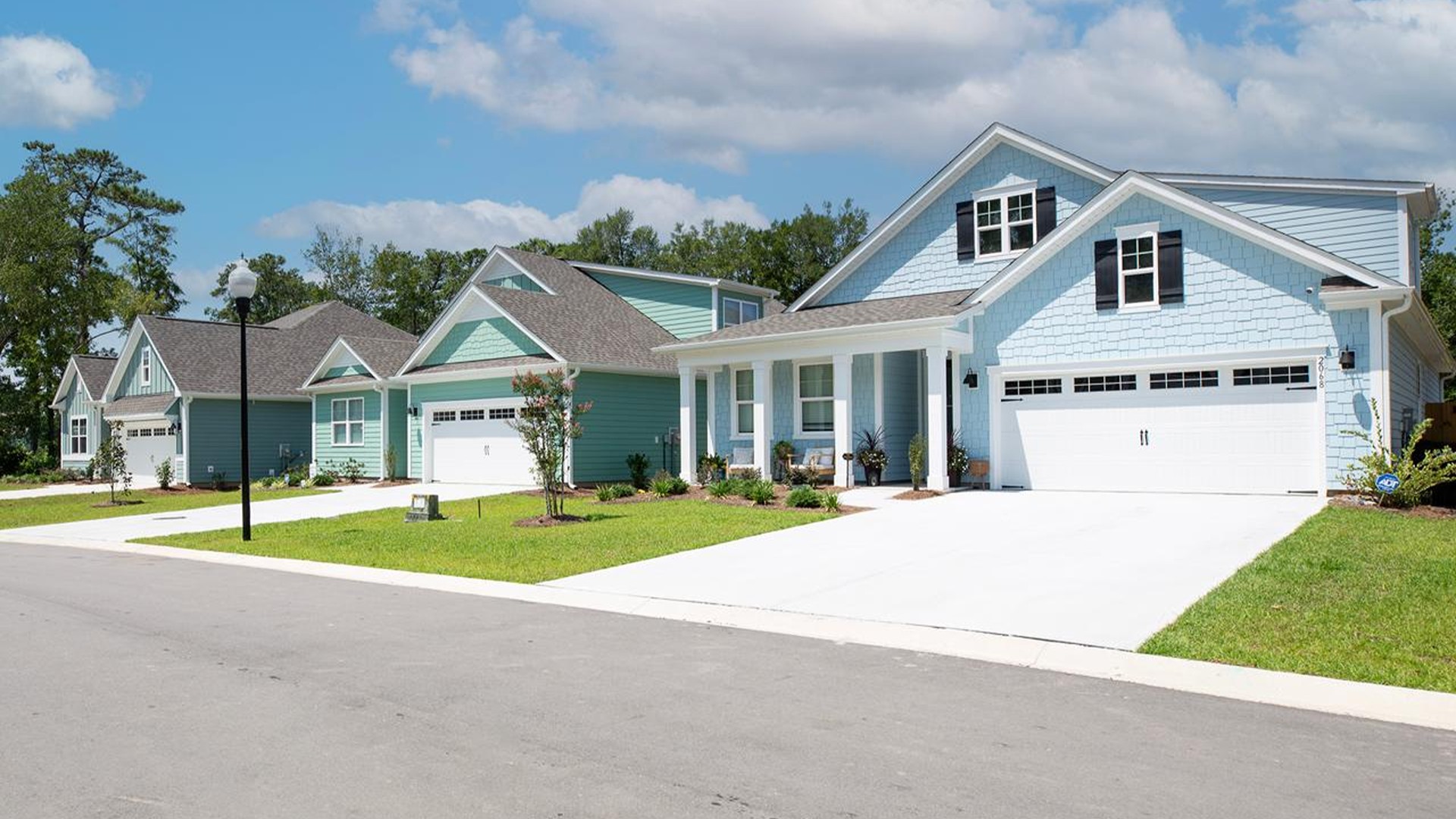 Welcome to the Bradford in Bolivia, North Carolina in our Rolling Hills community. The Bradford is a 2 bedroom, flex room, 2 bath home with 1,672 of open concept living space.