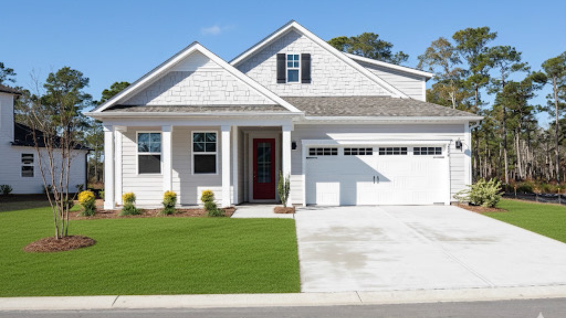 Welcome to the Bradford in Bolivia, North Carolina in our Rolling Hills community. The Bradford is a 4 bedroom, 3 bath home with 2,643 of open concept living space.