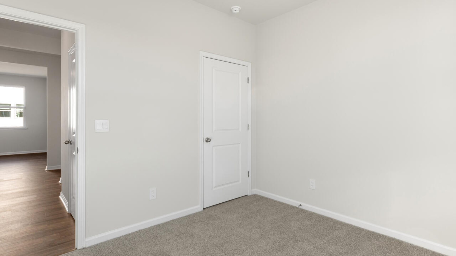 The Darby floorplan provides an open floorplan, 3 sizeable bedrooms, a bright and airy study off the entry way and functional living all in one ranch style home. This open concept home features 9 ft. ceilings.