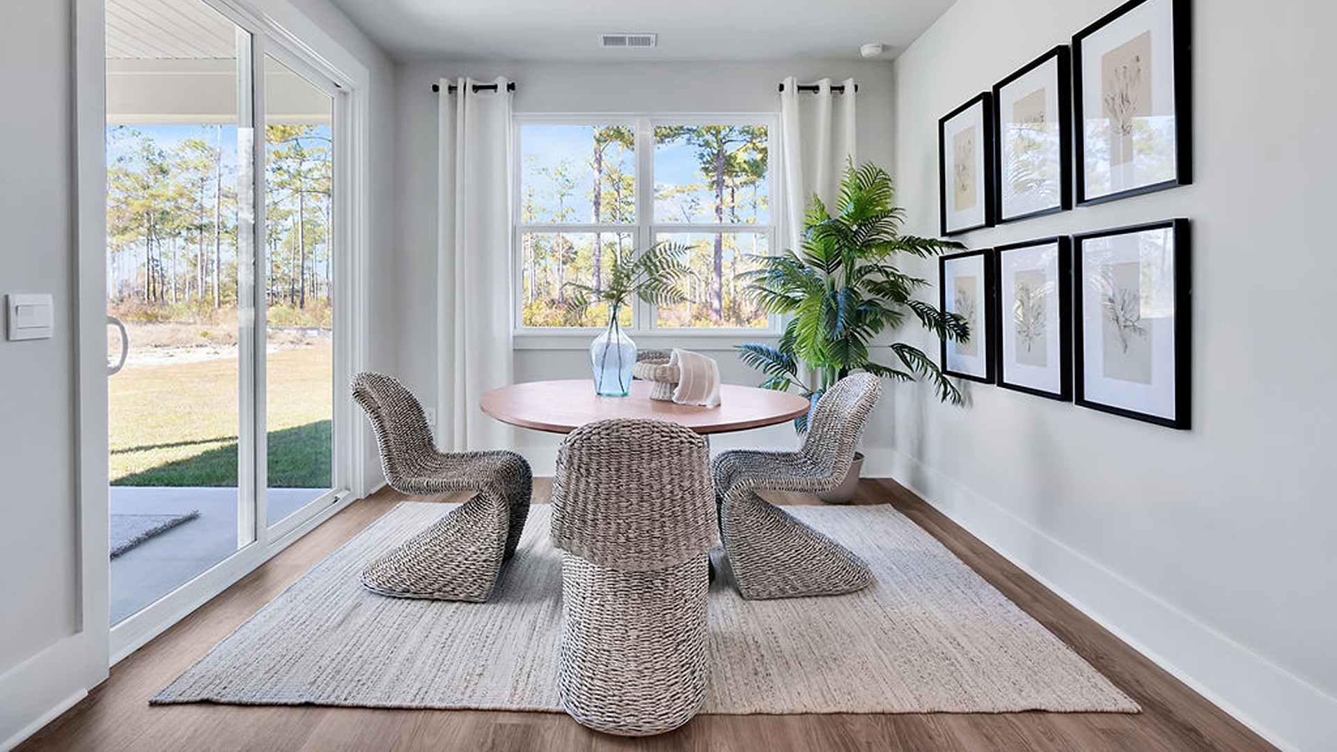 The Bradford is a versatile plan with an open concept kitchen, living, and dining area! The kitchen comes finished with beautiful granite countertops, stainless steel appliances, single-bowl sink and tile backsplash. You’ll never be too far from the action with the living and dining area right there.