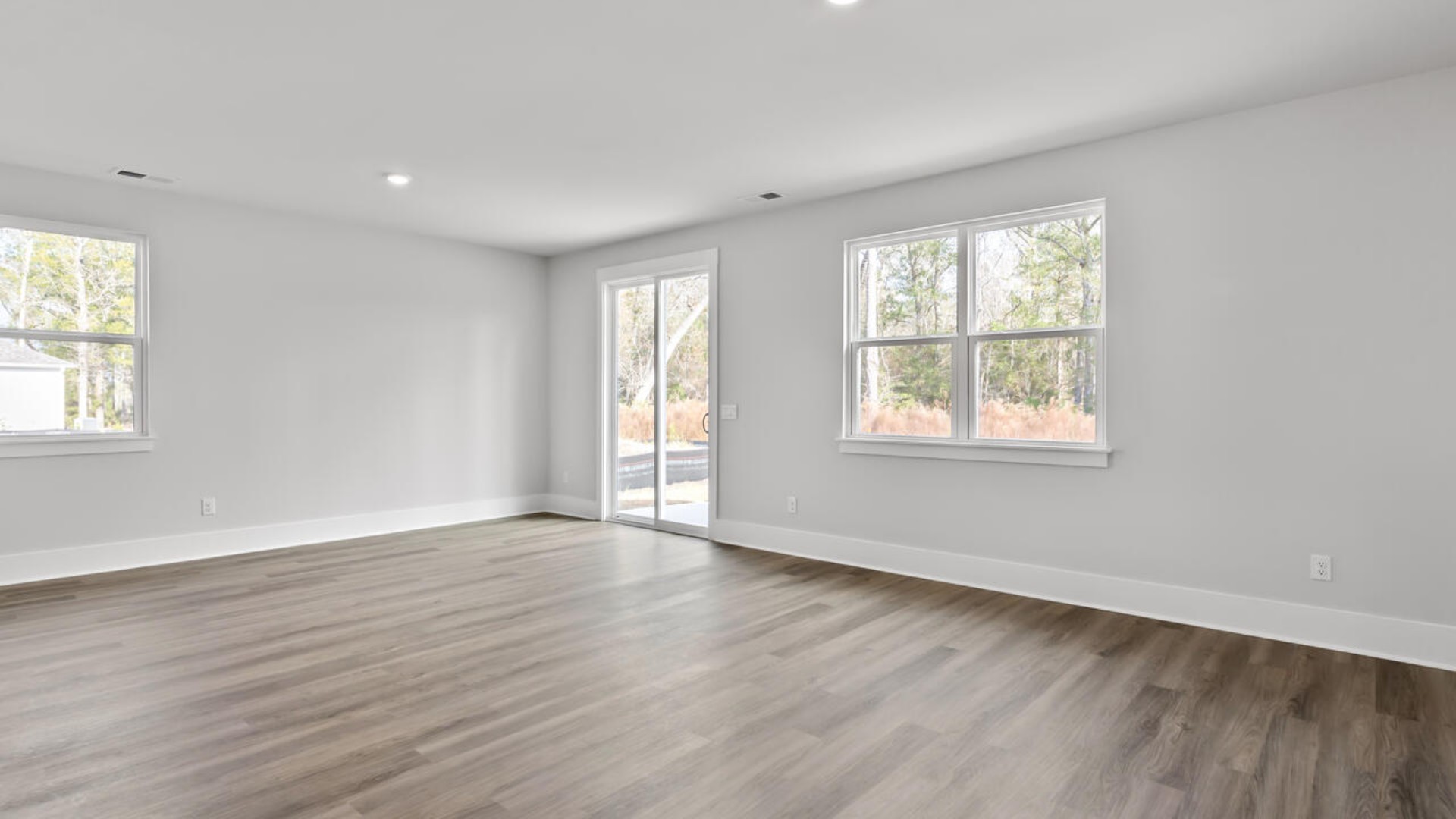 The Belfort floorplan is a 4 bedroom, 2.5 bath, 2,271 sq ft of open concept living space perfect for any stage of life. This plan is in Bolivia, North Carolina in our Rolling Hills community.