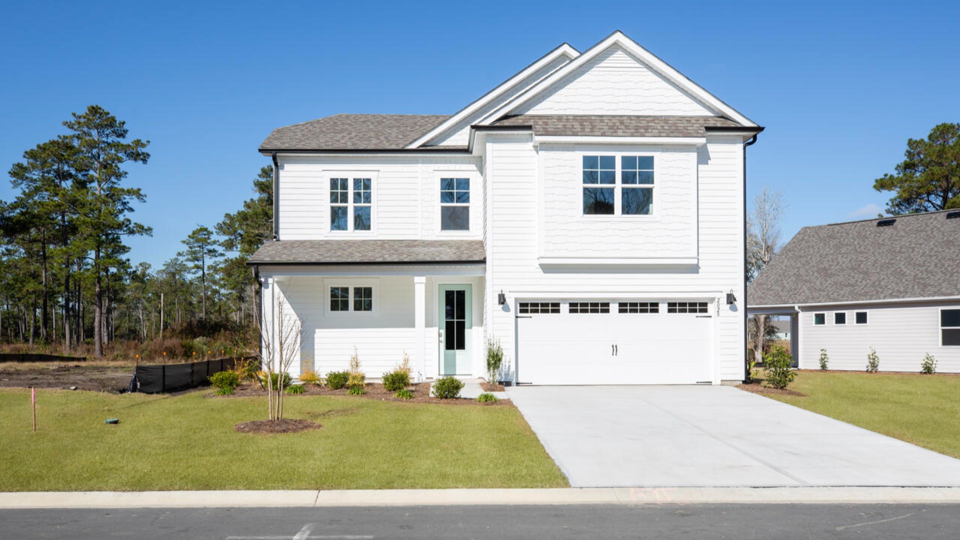 The Belfort floorplan is a 4 bedroom, 2.5 bath, 2,271 sq ft of open concept living space perfect for any stage of life. This plan is in Bolivia, North Carolina in our Rolling Hills community.