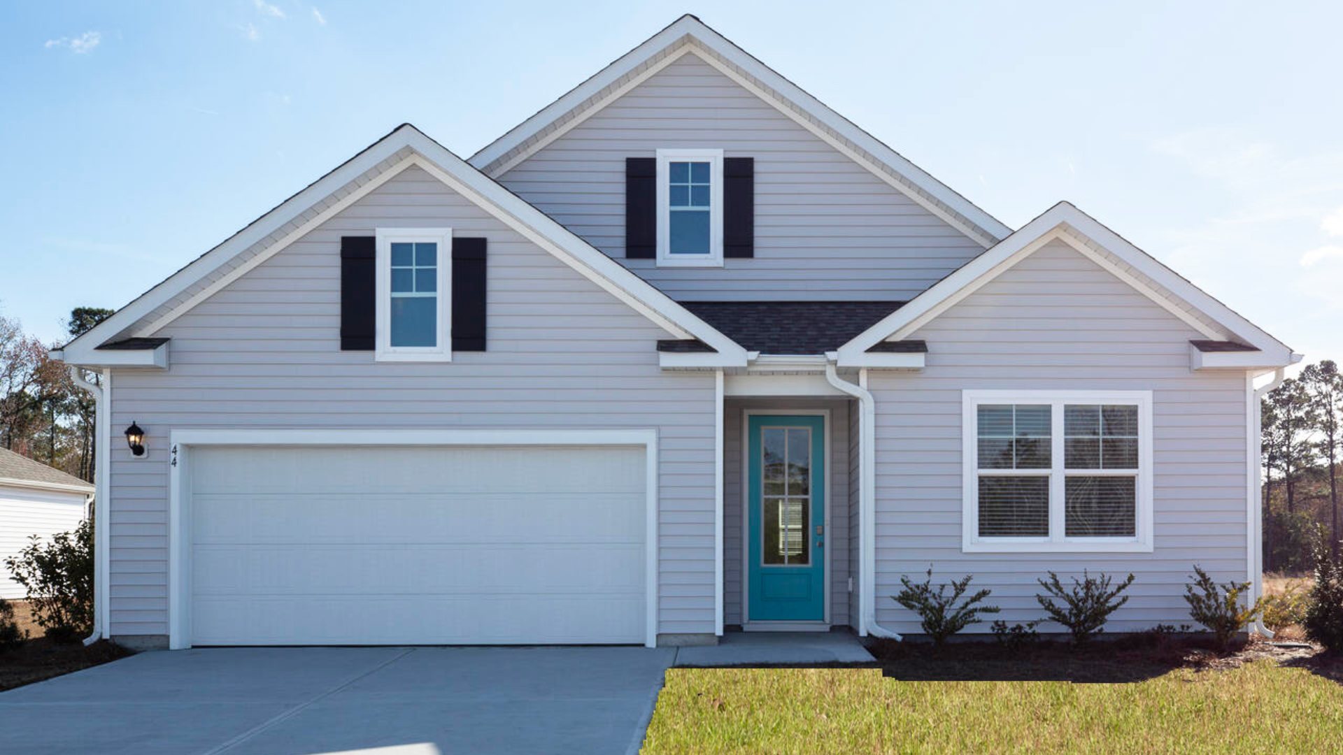New homes in Leland. NC. Grayson Park. The Darby is a beautiful home with 3 bedrooms/1 flex room and 2 full baths, and two car garage. This open concept home features 9 ft. ceilings, granite kitchen counter top