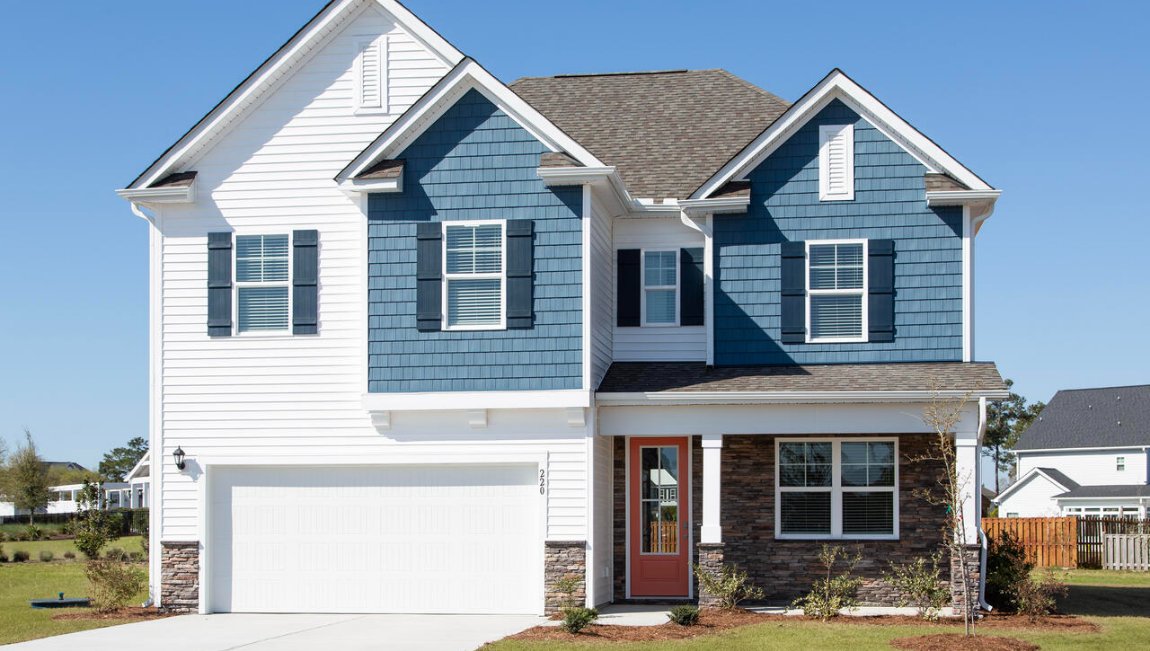 he Glynn floorplan works wonders for a functional family that requires 4 bedrooms, 2.5 bath, a flex room, and all the space and storage in between this 2,350 sq. ft floorplan.