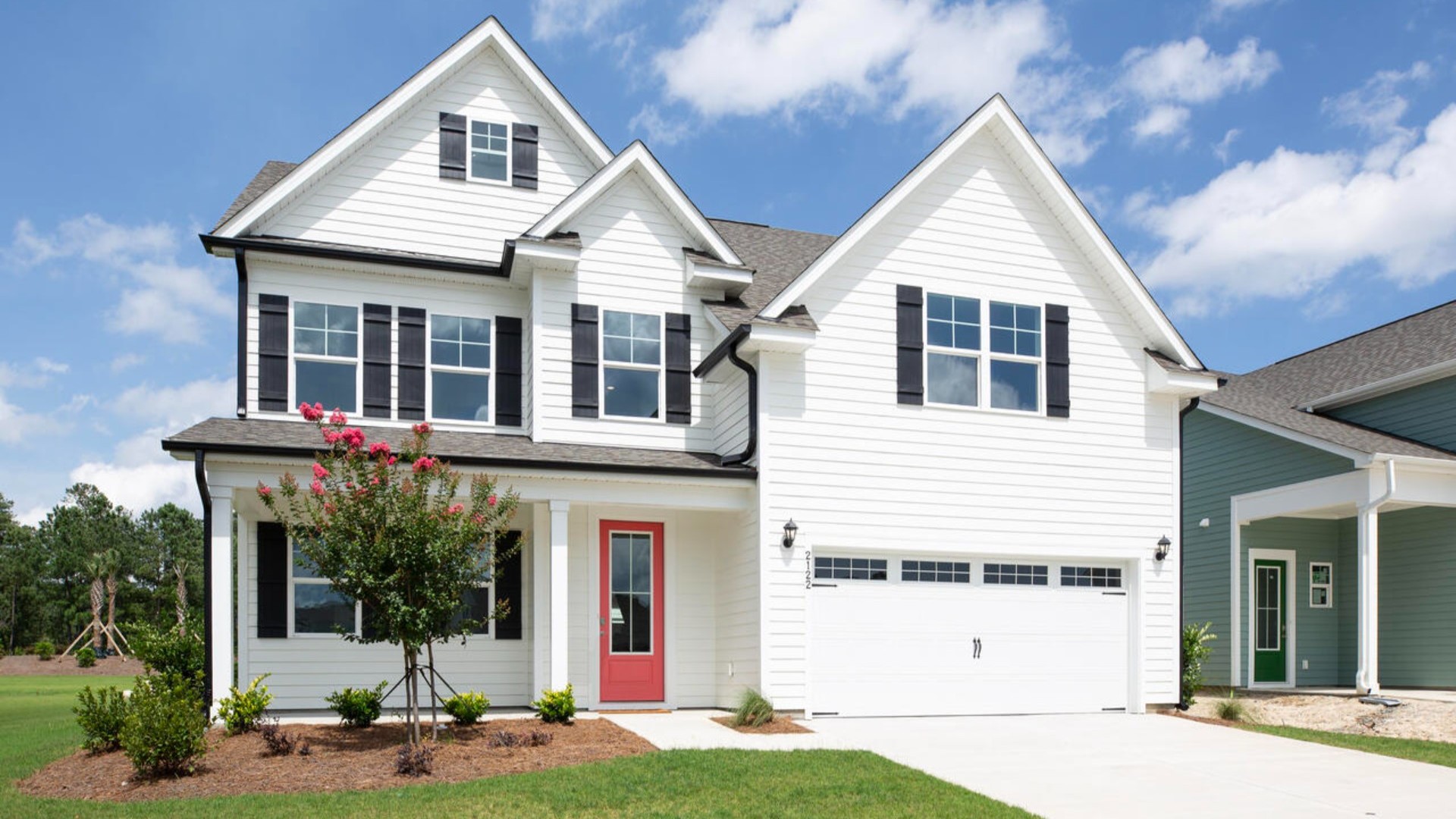The Forrester is one of our two-story floorplans featured in our Grayson Park community in Leland, North Carolina. Inside this 4 bedroom, 3 bathroom home, you’ll find 2,643 square feet of comfortable living.